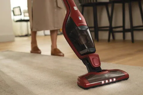 Electrolux EHVS3510AR Ergorapido Pet Cordless Vacuum in Chili Red