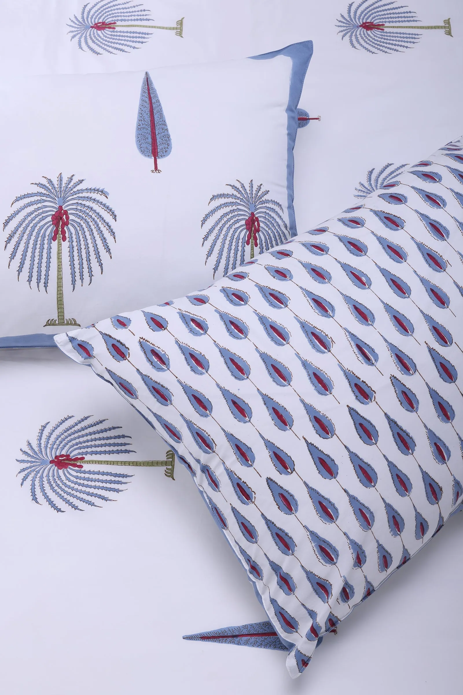 Fiza Palm Tree Blue Cotton Percale Bedsheet