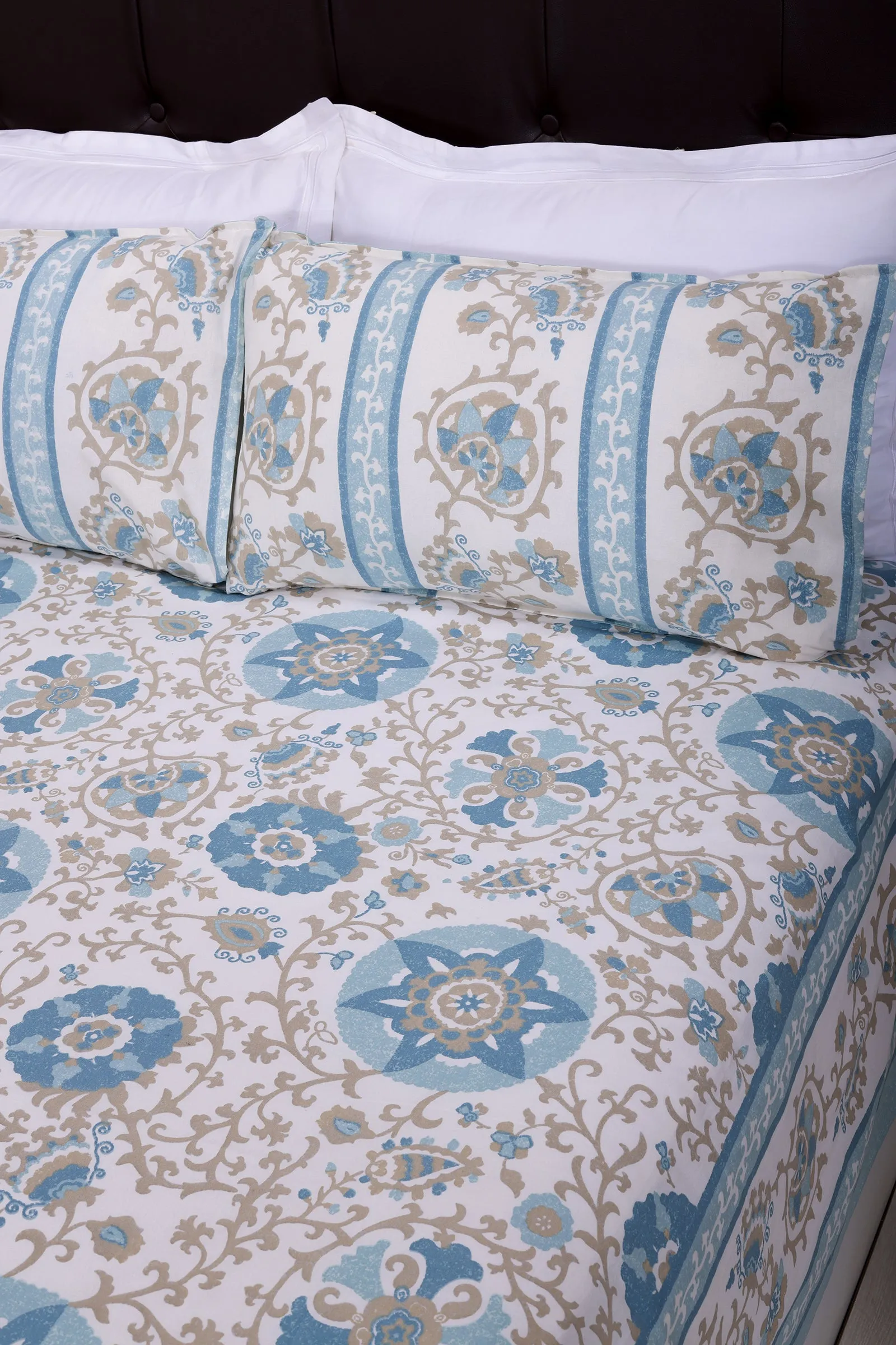 Gayatri Gaon Dalilah Blue Cotton Bedsheet