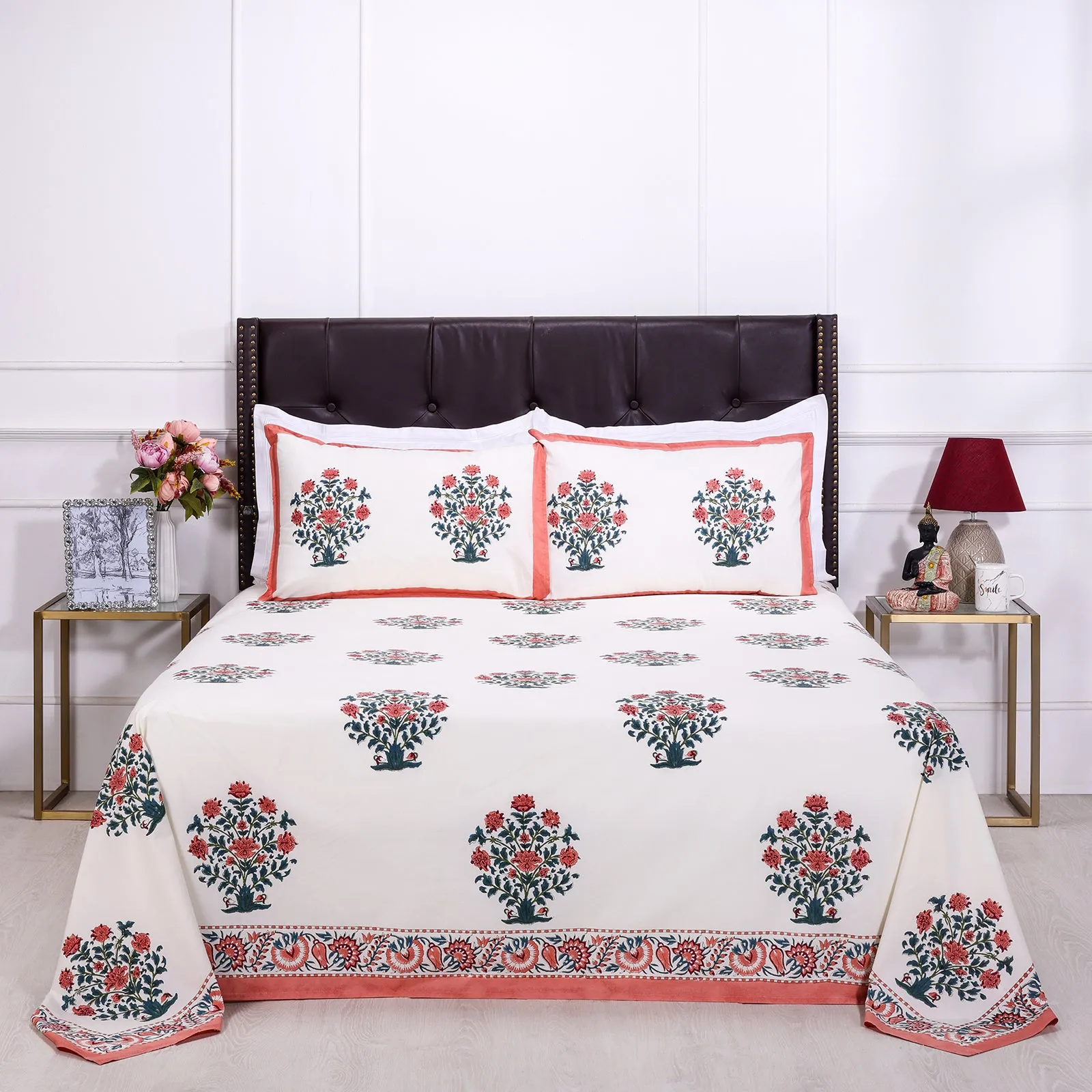 Hibicus Flower Pot Offwhite Cotton Percale Bedsheet