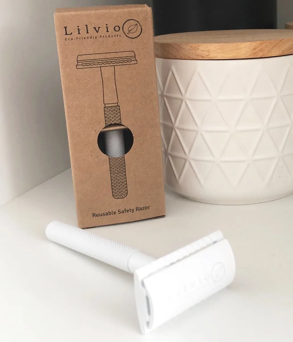 Lilvio Reusable Safety Razor, Choose From 10 Colours