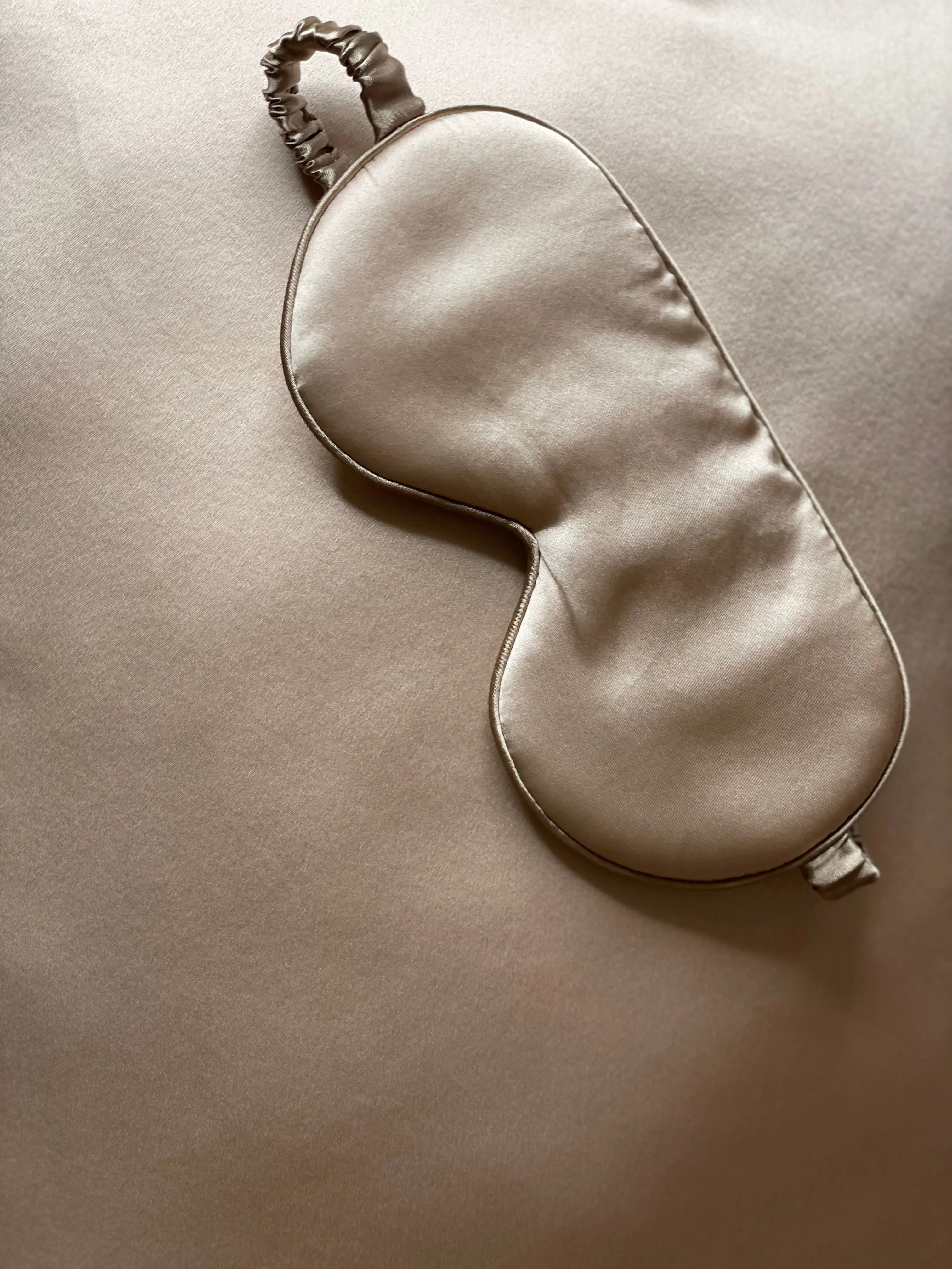 Silk Pillow Case Cream 22MM