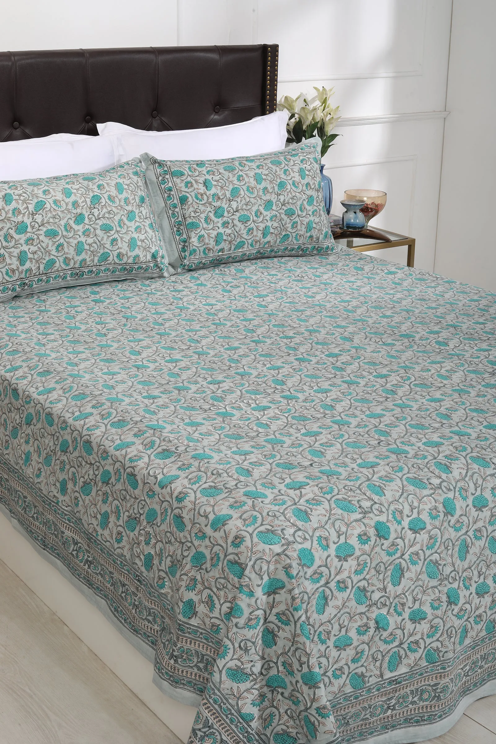 Vadeeya Cotton Percale Bedsheet